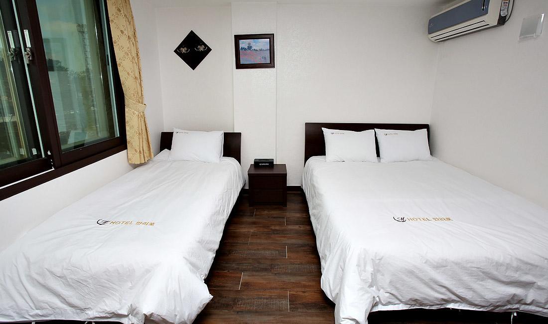 Hotel Mallipo Тхеан Екстер'єр фото